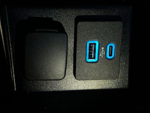 Used 2021 Ford Explorer ST w/ Equipment Group 401A image 28