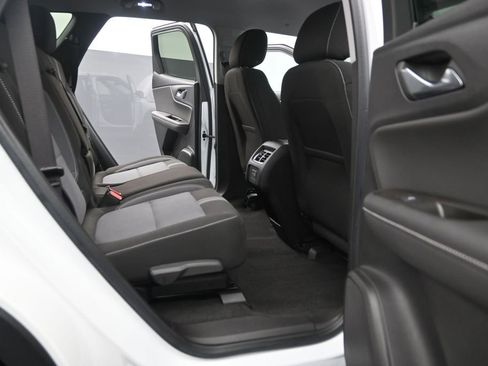 Used 2024 Chevrolet Blazer LT FWD image 18