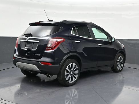 Used 2022 Buick Encore Preferred w/ Safety Package AWD/4WD image 5