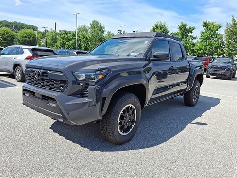 New 2025 Toyota Tacoma TRD Off-Road image 2