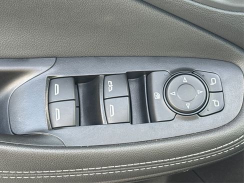 Used 2023 Buick Encore GX Preferred w/ Cold Weather Comfort Package image 36