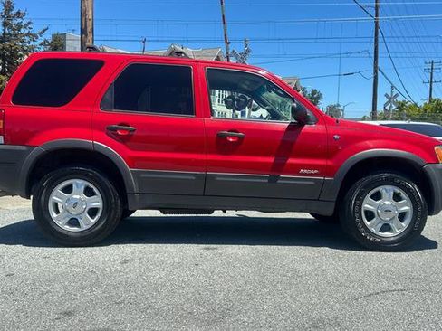Used 2002 Ford Escape XLT AWD/4WD image 2