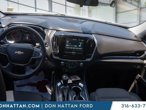 Used 2019 Chevrolet Traverse LS FWD image 4