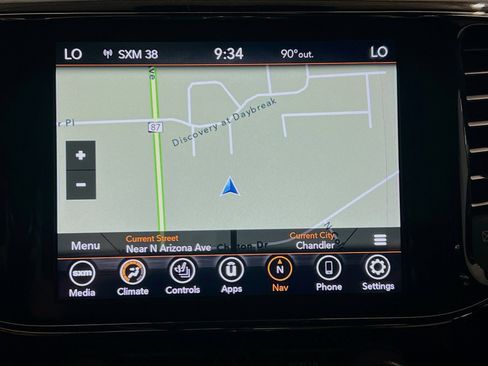 Used 2022 Jeep Grand Cherokee Laredo X RWD image 9