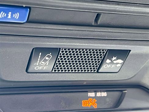 Used 2023 Subaru Impreza 2.0i Sport image 27