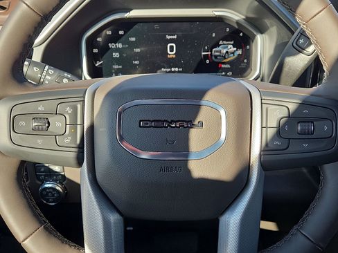 New 2026 GMC Sierra 2500 Denali w/ Denali Reserve Package AWD/4WD image 13