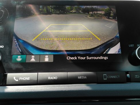 Used 2023 Honda Accord EX image 25