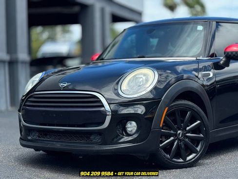 Used 2015 MINI Cooper 2-Door Hardtop FWD image 2