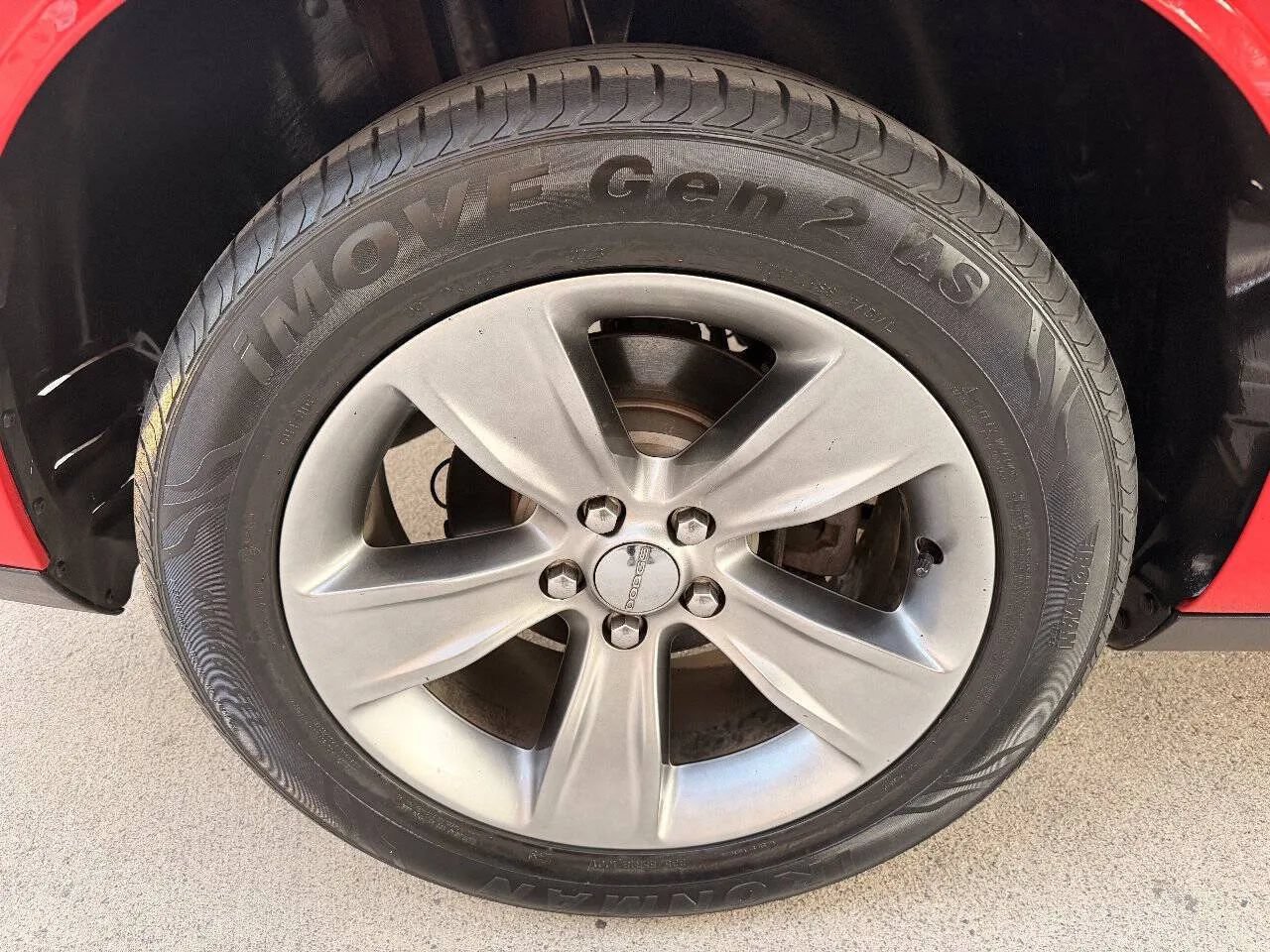 Used 2019 Dodge Challenger SXT RWD image 26