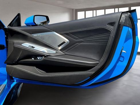 Used 2023 Chevrolet Corvette Z06 image 25