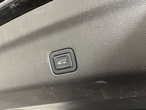 Certified 2022 GMC Yukon AT4 w/ Max Trailering Package AWD/4WD image 14