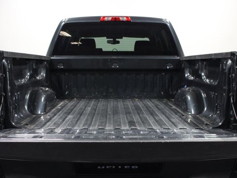 Used 2018 Chevrolet Silverado 1500 LT w/ All Star Edition AWD/4WD image 14