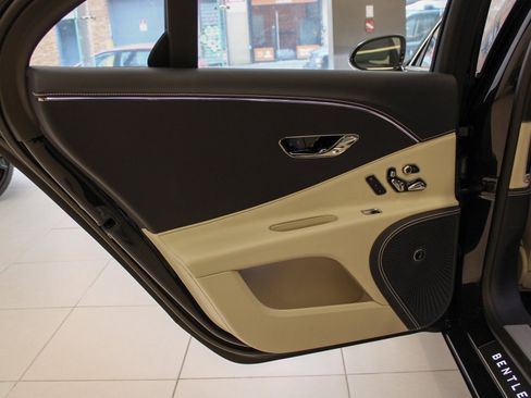 New 2026 Bentley Flying Spur Plug-In Hybrid AWD/4WD image 19