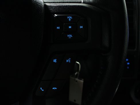 Used 2019 Ford F150 XLT w/ Equipment Group 302A Luxury AWD/4WD image 21