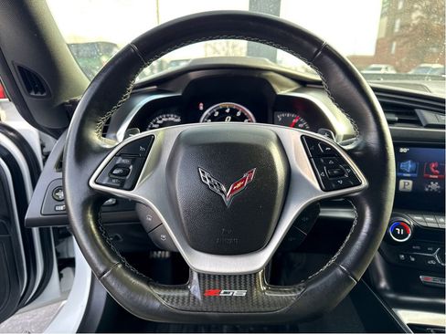 Used 2015 Chevrolet Corvette Z06 w/ 2LZ Preferred Equipment Group image 14