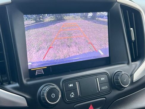 Used 2020 GMC Terrain SLE w/ GMC Pro Grade Package AWD/4WD image 8