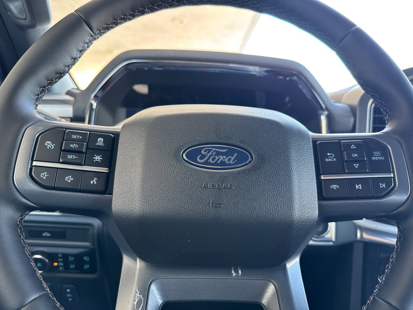 New 2026 Ford F150 Lariat w/ Equipment Group 501A Mid AWD/4WD image 27