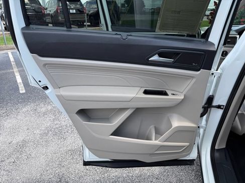 Used 2021 Volkswagen Atlas SEL Premium AWD/4WD image 12