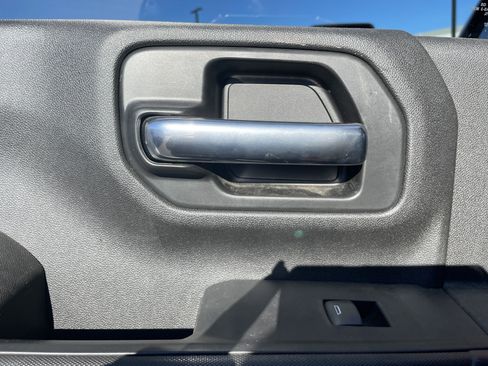 Used 2022 Chevrolet Silverado 2500 Custom w/ Snow Plow Prep/Camper Package image 24