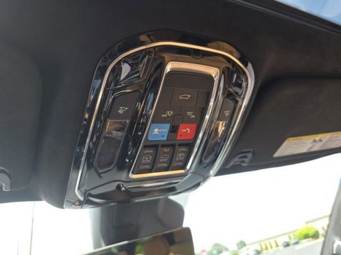 Used 2024 Jeep Grand Wagoneer L Series III w/ Rear Seat Video Group 1 AWD/4WD image 44
