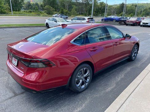 New 2025 Honda Accord EX-L image 4