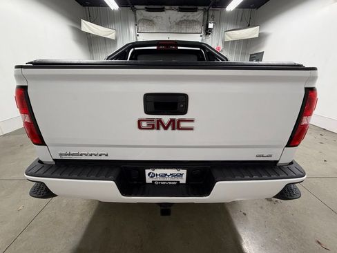 Used 2017 GMC Sierra 1500 SLE image 8