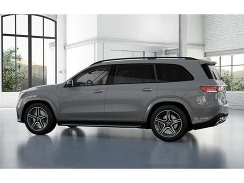 New 2026 Mercedes-Benz GLS 450 4MATIC image 32
