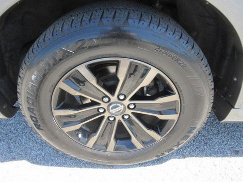 Used 2017 Nissan Armada Platinum w/ Captain Seat Package RWD image 10