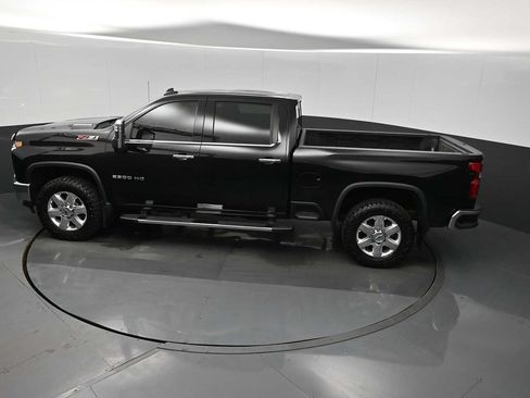 Used 2020 Chevrolet Silverado 2500 LTZ w/ LTZ Plus Package AWD/4WD image 14