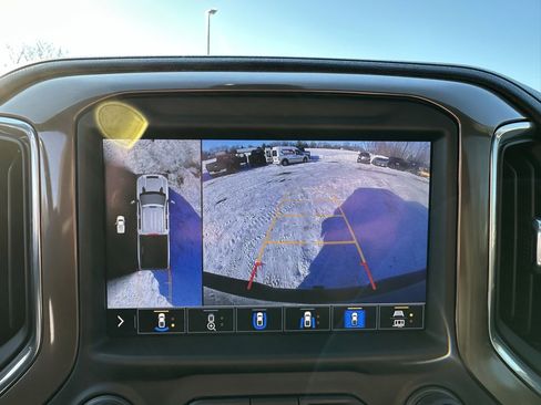 Used 2020 Chevrolet Silverado 2500 High Country w/ Z71 Off-Road Package image 8