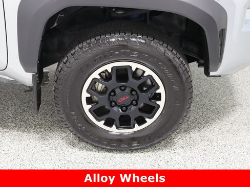Used 2024 Toyota Tacoma TRD Off-Road image 5