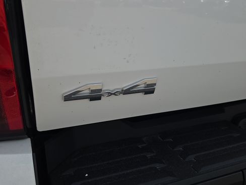 Certified 2025 Toyota Tundra SR5 w/ SR5 Convenience Package AWD/4WD image 31