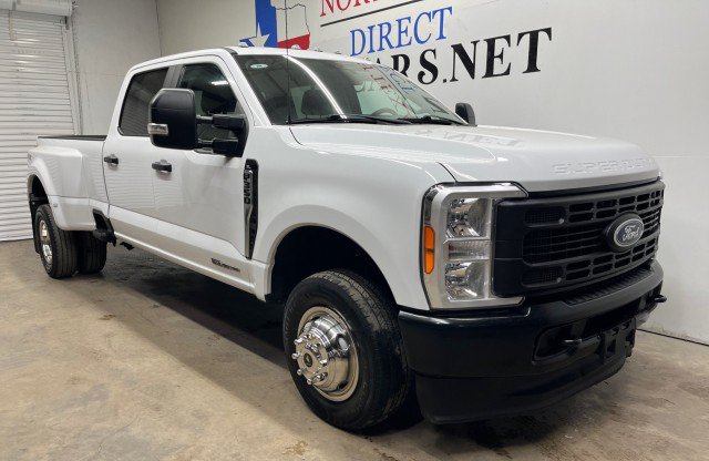 Used 2023 Ford F350 XL AWD/4WD image 2