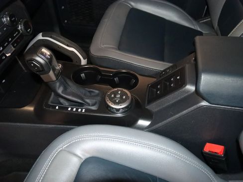 Used 2023 Ford Bronco Outer Banks AWD/4WD image 44