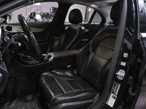 Used 2015 Mercedes-Benz C 300 Sedan image 4