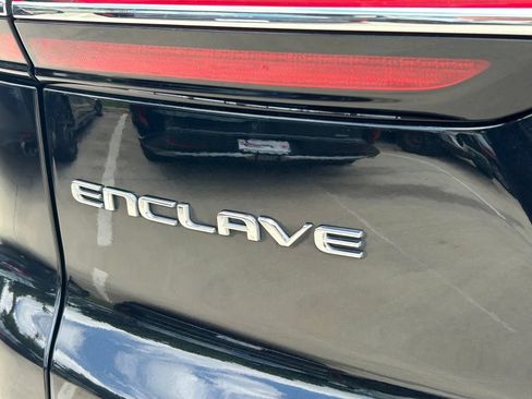 Used 2025 Buick Enclave Preferred FWD image 12