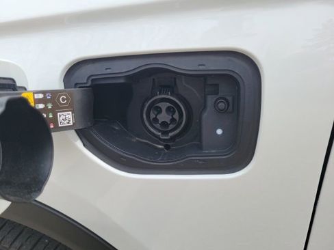 Used 2024 Jeep Grand Cherokee Limited 4xe w/ Luxury Tech Group II image 42