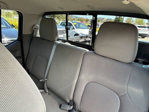 Used 2021 Nissan Frontier SV RWD image 30