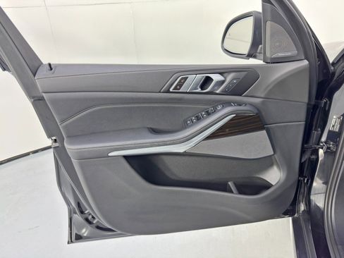 Used 2024 BMW X5 sDrive40i w/ Premium Package image 50