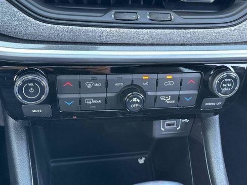 New 2026 Jeep Compass Latitude AWD/4WD image 20