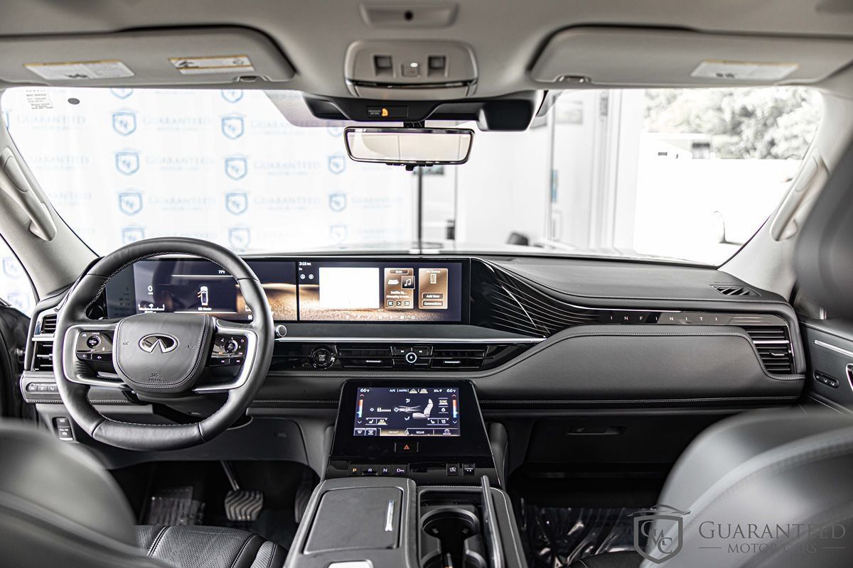 Used 2025 INFINITI QX80 Sensory AWD/4WD image 36