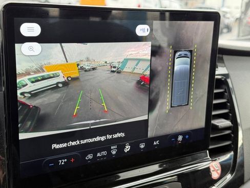 Used 2023 Ford Transit 350 XLT image 26