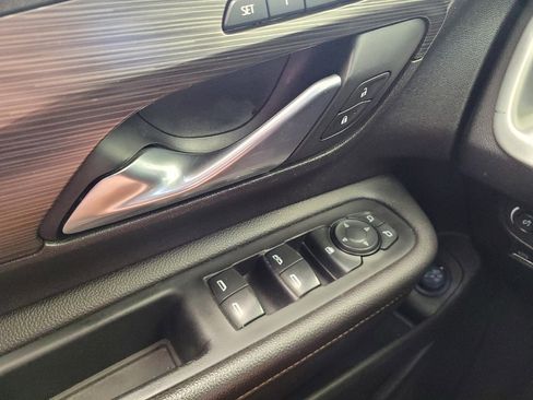 Used 2019 GMC Terrain SLT w/ Preferred Package FWD image 27