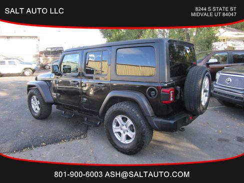 Used 2021 Jeep Wrangler Unlimited Sport image 5