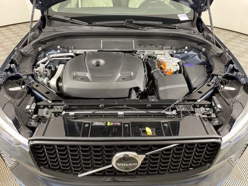 Used 2025 Volvo XC60 T8 Plus w/ Protection Package Premier AWD/4WD image 44