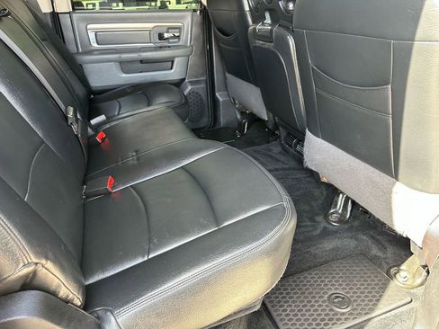 Used 2017 RAM 2500 Big Horn w/ Sport Appearance Group AWD/4WD image 25