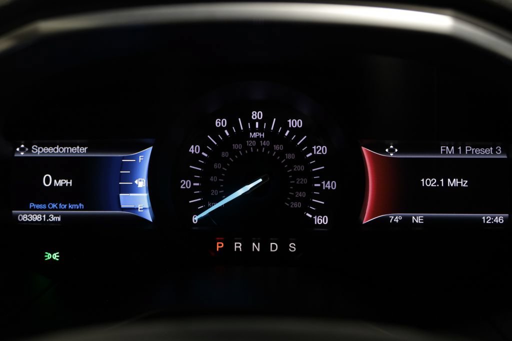 Used 2018 Ford Edge Titanium w/ Technology Package FWD image 48