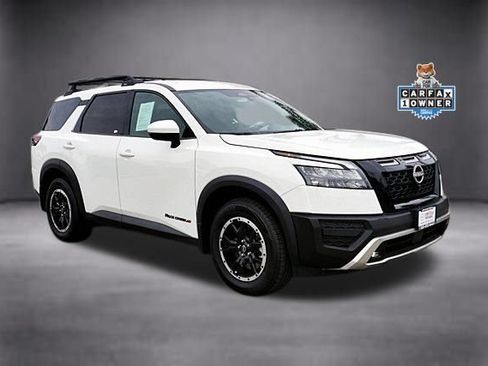 Certified 2024 Nissan Pathfinder Rock Creek AWD/4WD image 2