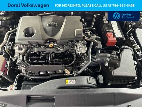 Used 2024 Toyota Camry SE image 12