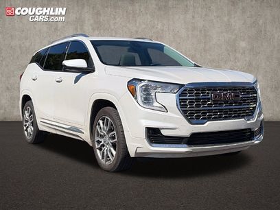 Used 2023 GMC Terrain Denali w/ Denali Premium Package